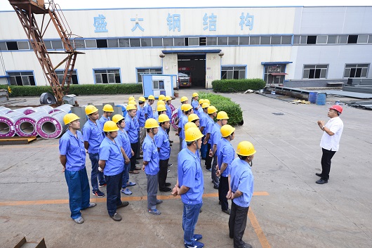 盛大鋼結構加強對太原鋼結構工程高質(zhì)量安全施工